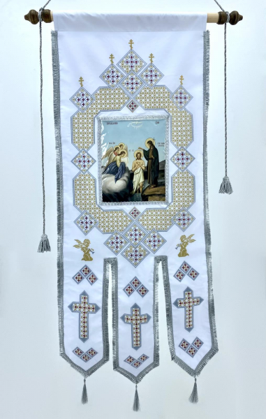 Хоругви вишиті (пара) з комплектом ікон