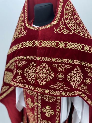 Облачення священника, вишите на оксамиті, вишивка "Коло" з вишитим галуном 