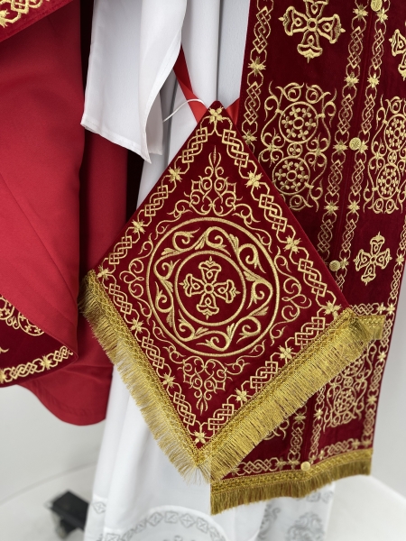 Облачення священника, вишите на оксамиті, вишивка "Коло" з вишитим галуном 