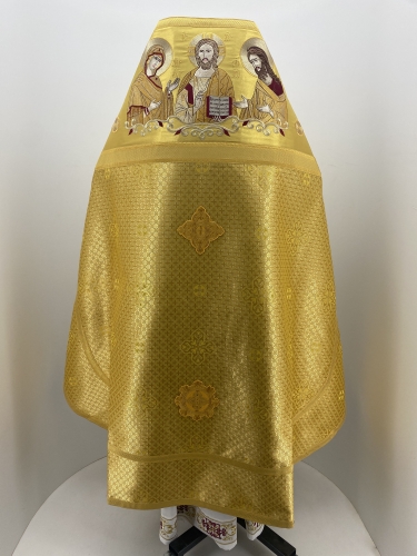 Облачення священника комбіноване з парчі, з вишитим опліччям