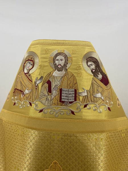 Облачення священника комбіноване з парчі, з вишитим опліччям