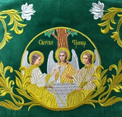 Облачення священника, вишите на оксамиті, вишита середина з іконами, вишитий галун