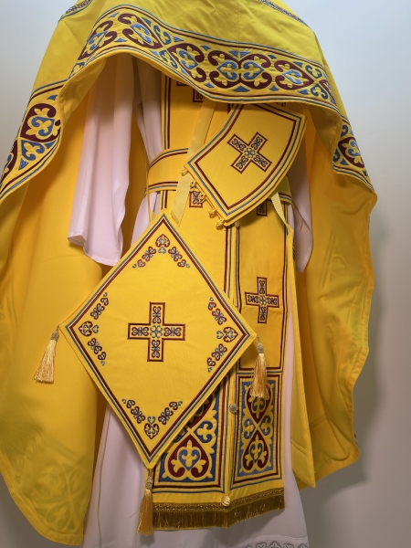 Облачення священника, вишите на габардині, вишивка "Сердечка" з вишитим галуном