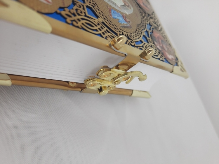 Євангеліє напрестольне (Церковнослов`янською мовою) 21х15,5х3см 