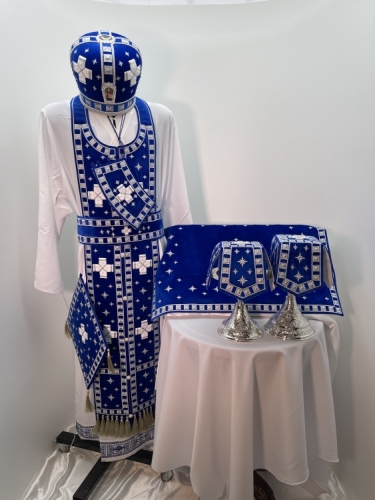 Комбіноване облачення священника вишите на оксамиті, вишивка "Сяйво" 