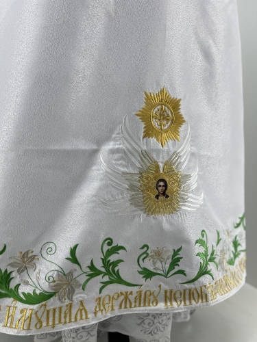 Комбіноване облачення священника вишите на оксамиті, з вишитими іконами, вишивка "Лілії"