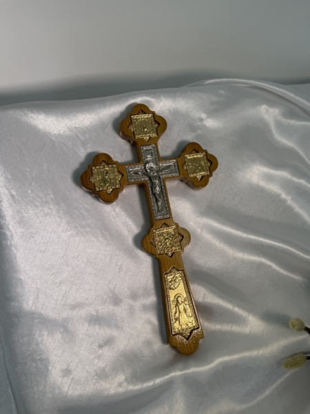 Хрест напрестольний №6, зол. ік., нік. хрест 31,5х18