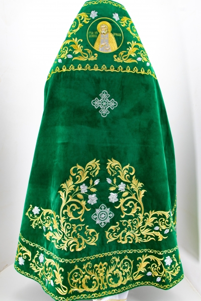 Облачення священника, вишите на оксамиті, вишивка "Троянда" з вишитим галуном