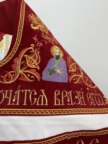 Комбіноване облачення священника вишите на оксамиті, з вишитими іконами, вишивка "Пасхальна"