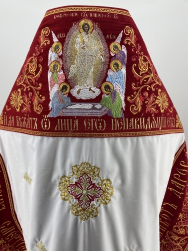 Комбіноване облачення священника вишите на оксамиті, з вишитими іконами, вишивка "Пасхальна"