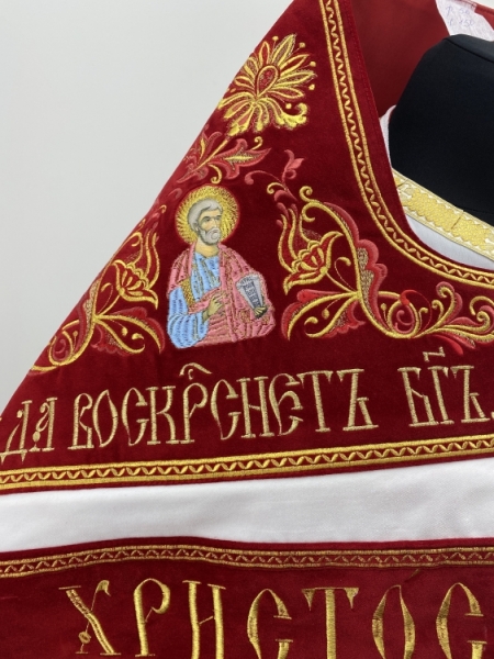 Комбіноване облачення священника вишите на оксамиті, з вишитими іконами, вишивка "Пасхальна"