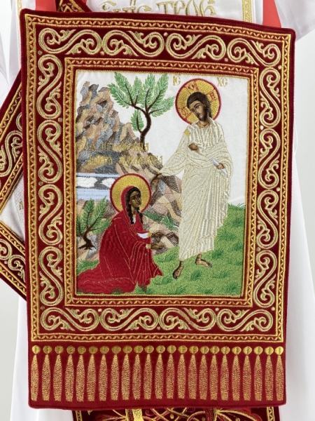 Комбіноване облачення священника вишите на оксамиті, з вишитими іконами, вишивка "Пасхальна"