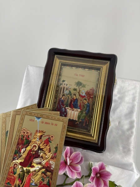 Кіот з літографіями 41,5х31,5см