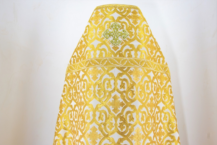 Облачение священника из грецкой парчи, с пришивным галуном