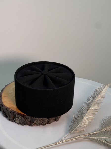 Скуфія грецька чорного кольору тягучка