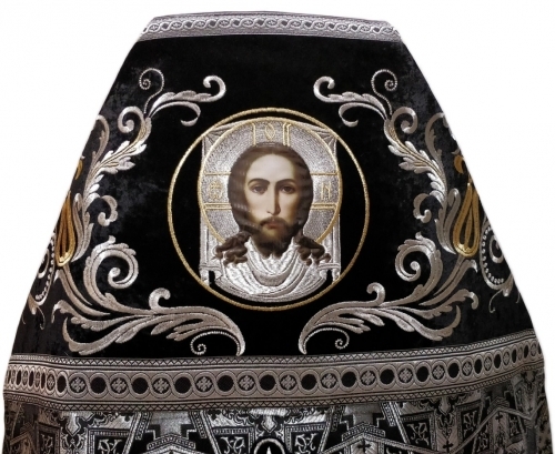 Облачение священника комбинированное из парчи "Вифлеемский крест", с вишитим оплечием, вышивка "Новый узор"