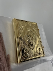 Євангеліє напрестольне (Церковнослов'янською мовою) 28х22см