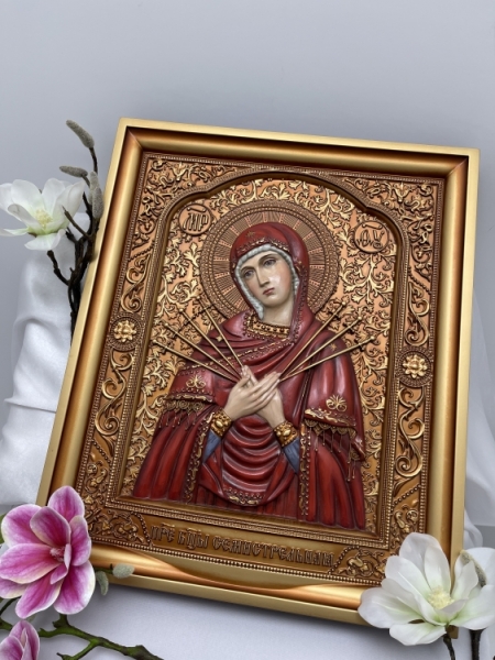 Ікона Богородиці "Семистрільна" (живопис, різьблена)