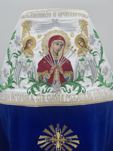 Комбіноване облачення священника вишите на оксамиті, з вишитими іконами, вишивка "Лілії"