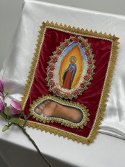 Стопа Богородиці