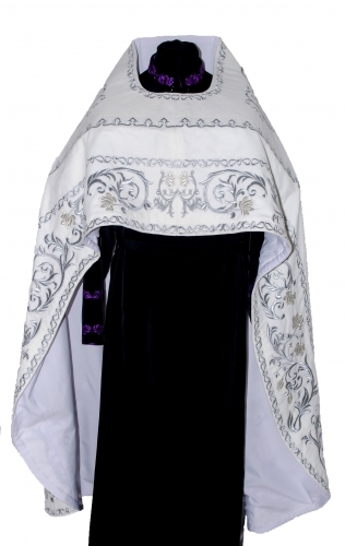 Облачення священника, вишите на оксамиті, вишивка "Троянда" з вишитим галуном